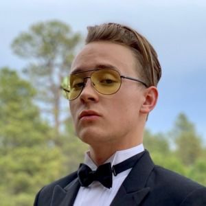 Meet your Posher, Asher